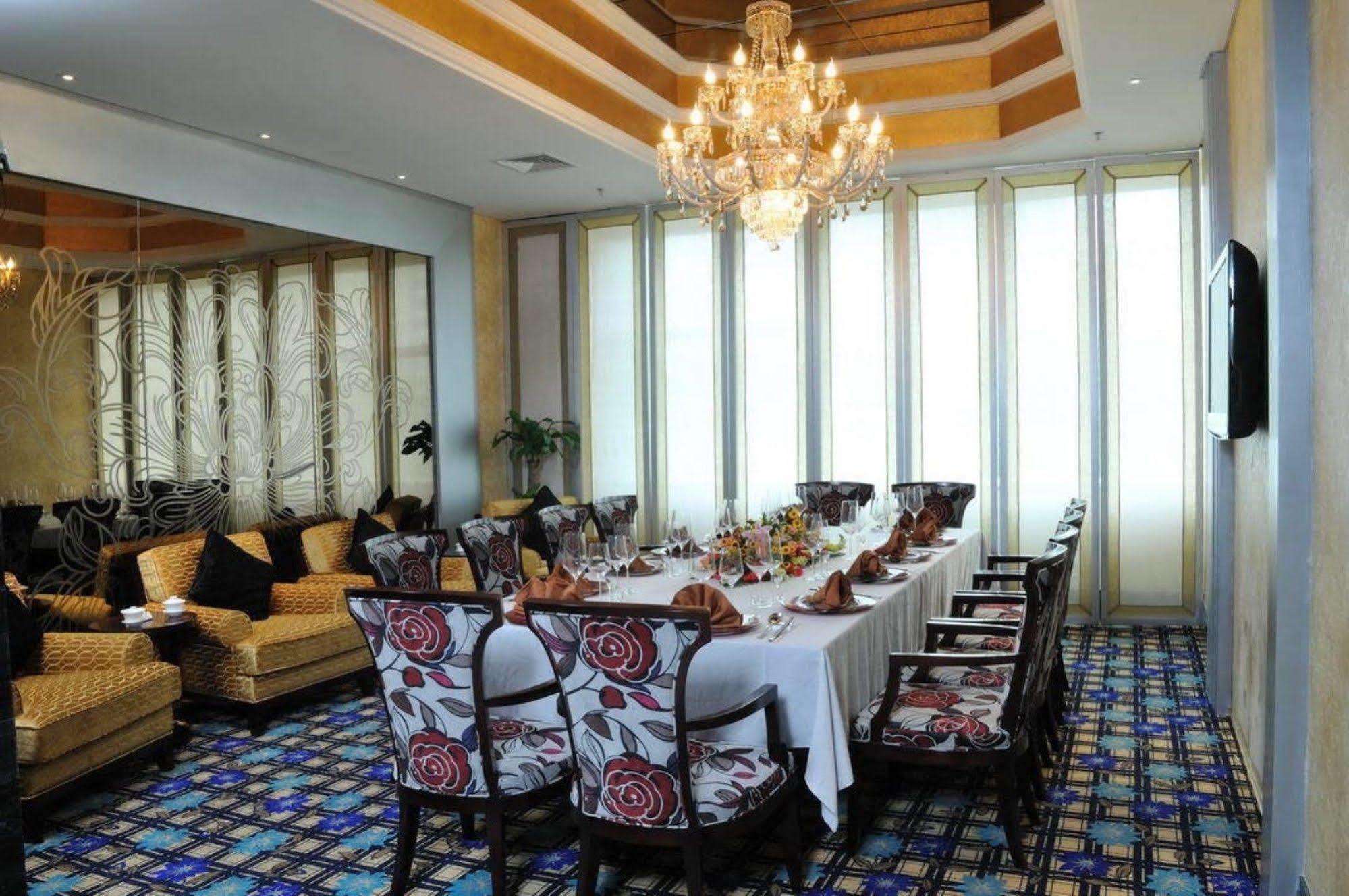 Oriental Garden Hotel Pequim Exterior foto